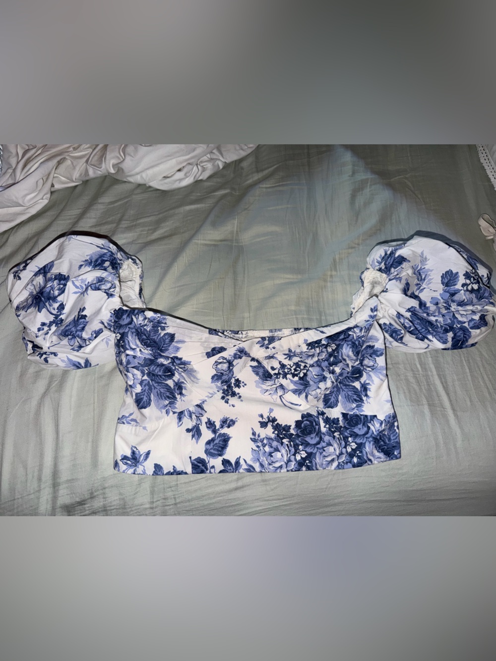 Abercrombie & Fitch White Top with Blue Floral Print